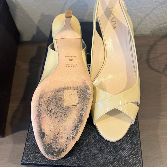 Prada sling back open toe heels - Picture 4 of 6